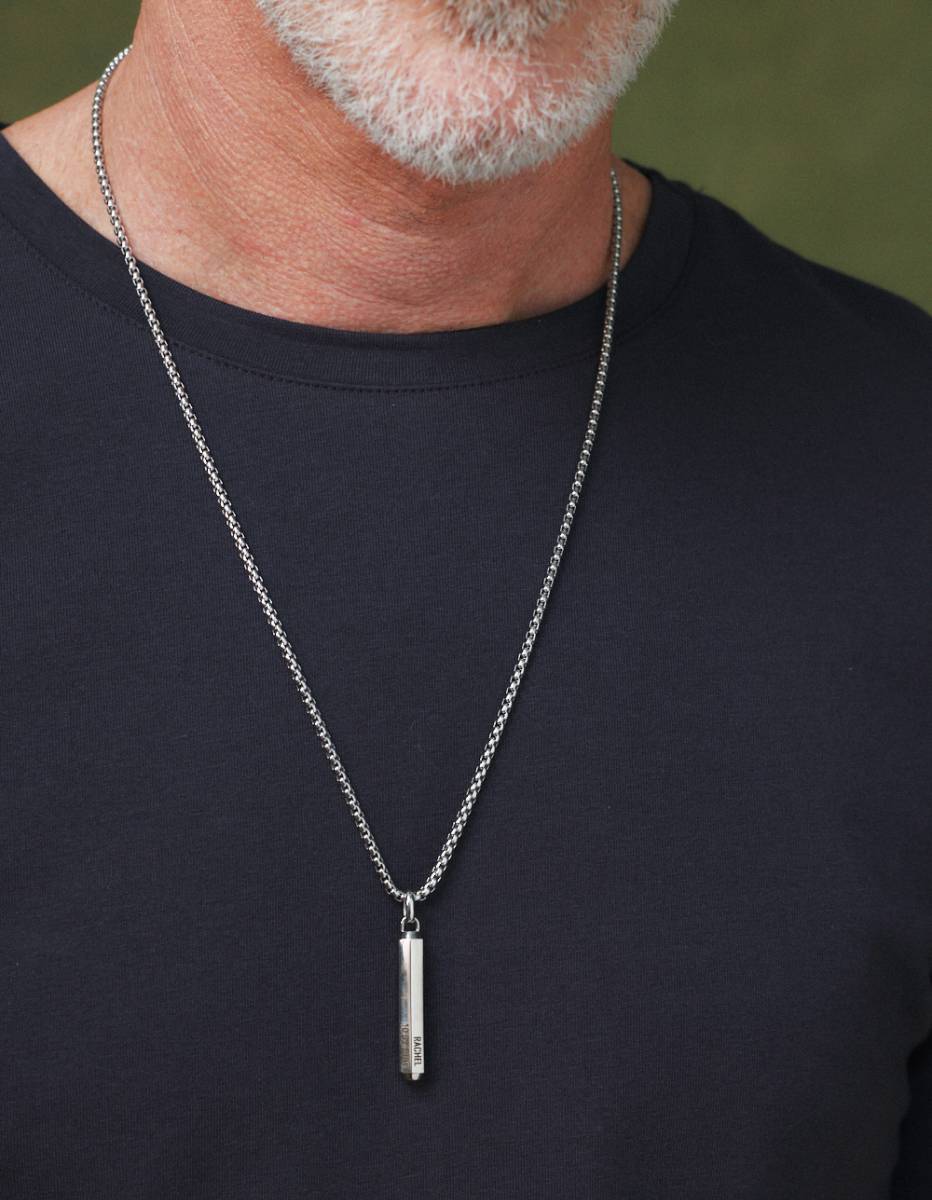 Necklace for mom