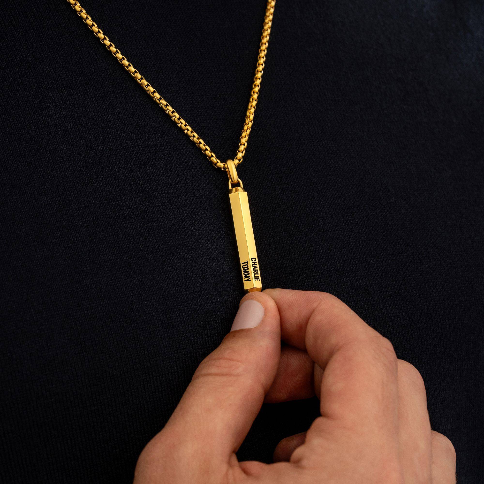 Gravierte 3D-Sechseck Halskette für Männer - Edelstahl mit Gold PVD Beschichtung-5 Produktfoto