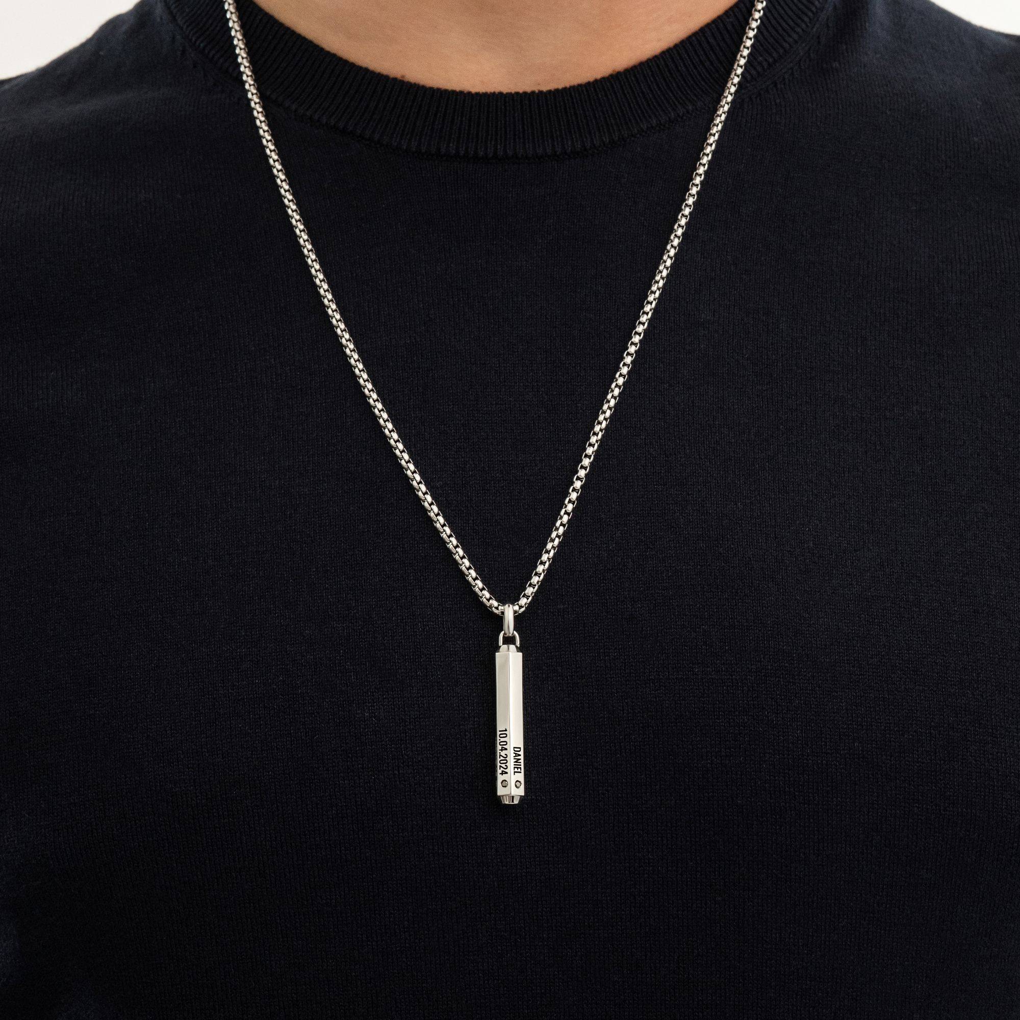 Gravierte 3D-Sechseck Halskette mit schwarzen Diamanten für Männer - Edelstahl-6 Produktfoto