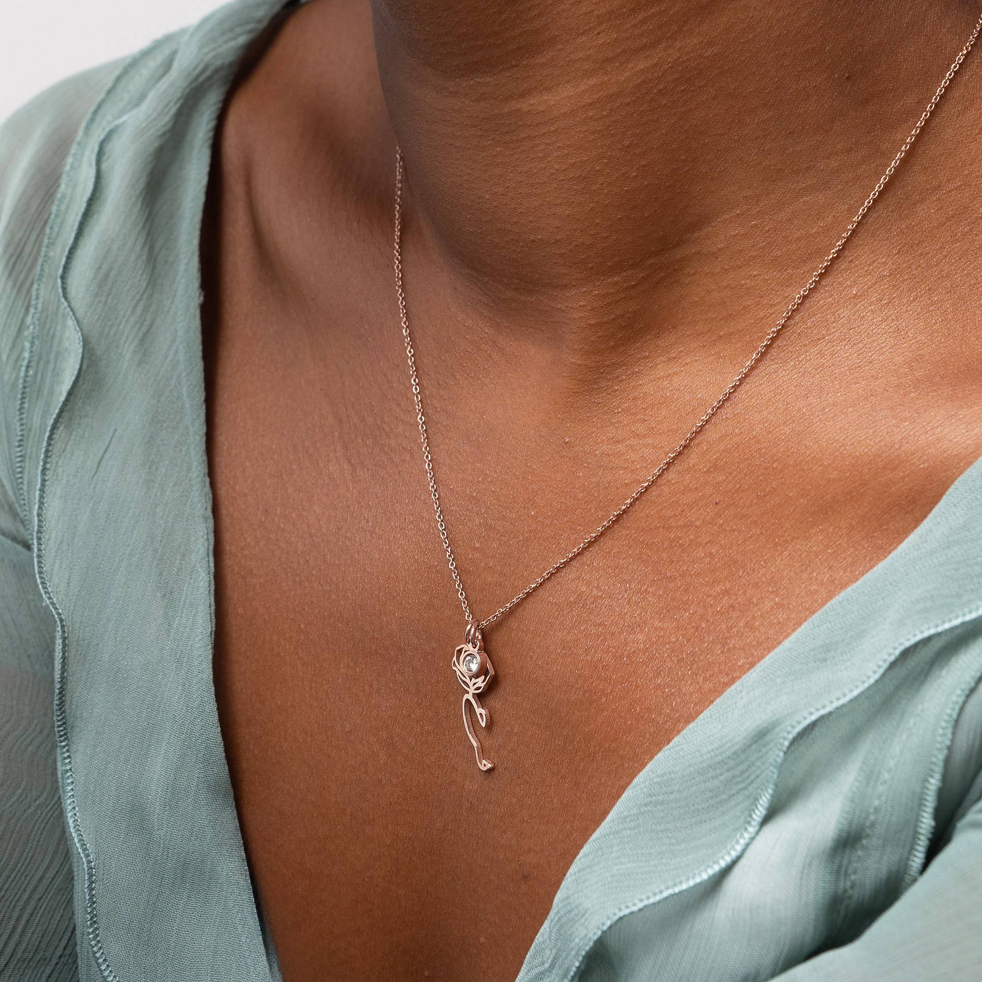 Blühende Geburtsblume arabische Namenskette mit Diamant - rosévergoldetes Sterlingsilber-5 Blühende Geburtsblume arabische Namenskette mit Diamant - rosévergoldetes Sterlingsilber-5 Produktfoto