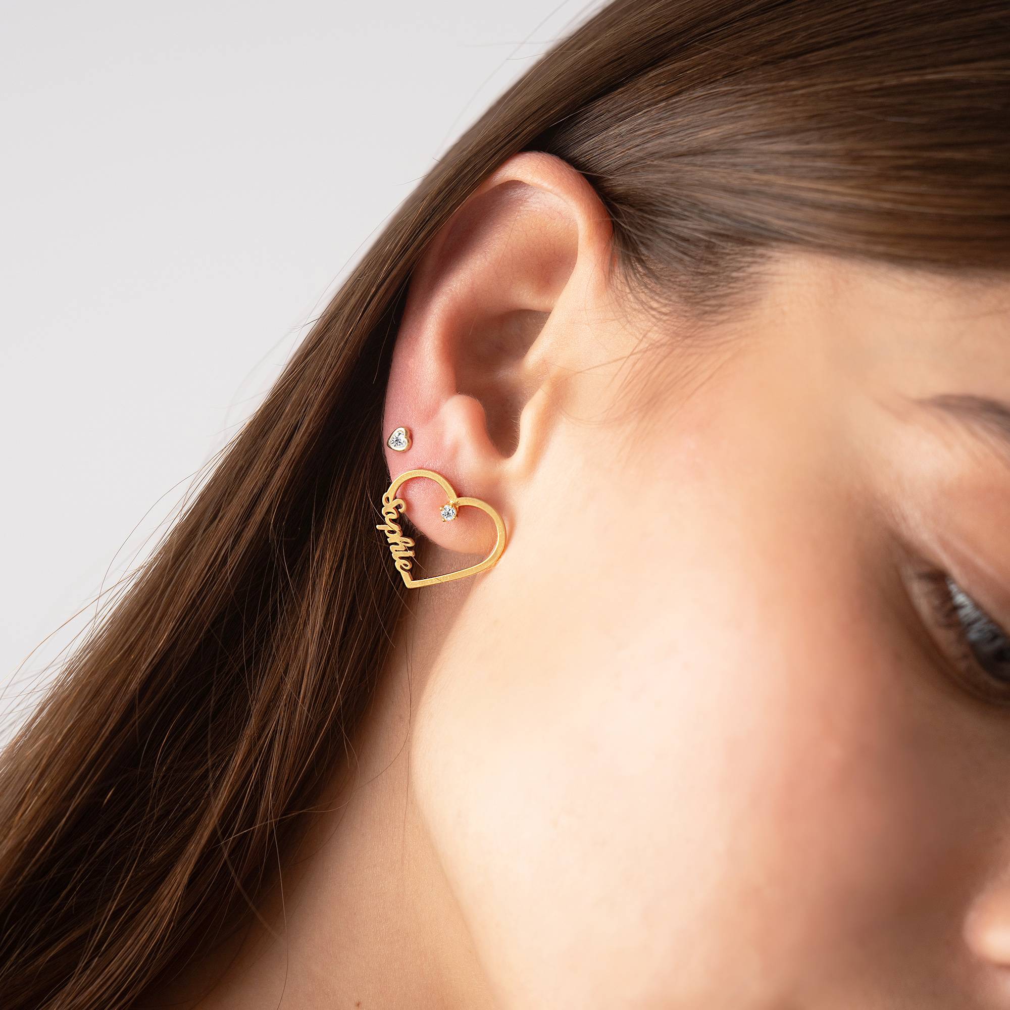 Herzförmige Ohrringe mit zwei Namen und 0,05 ct Diamanten - Gold-Vermeil-1 Herzförmige Ohrringe mit zwei Namen und 0,05 ct Diamanten - Gold-Vermeil-1 Produktfoto