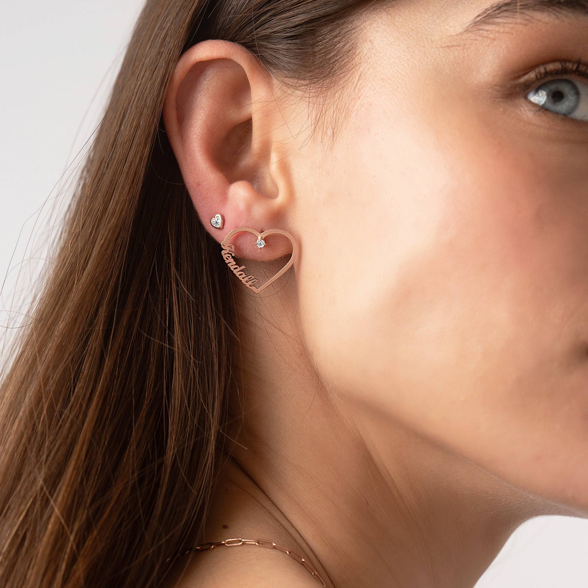 Herzförmige Ohrringe mit zwei Namen und 0,05 ct Diamanten - rosévergoldetes Sterlingsilber-1 Herzförmige Ohrringe mit zwei Namen und 0,05 ct Diamanten - rosévergoldetes Sterlingsilber-1 Produktfoto
