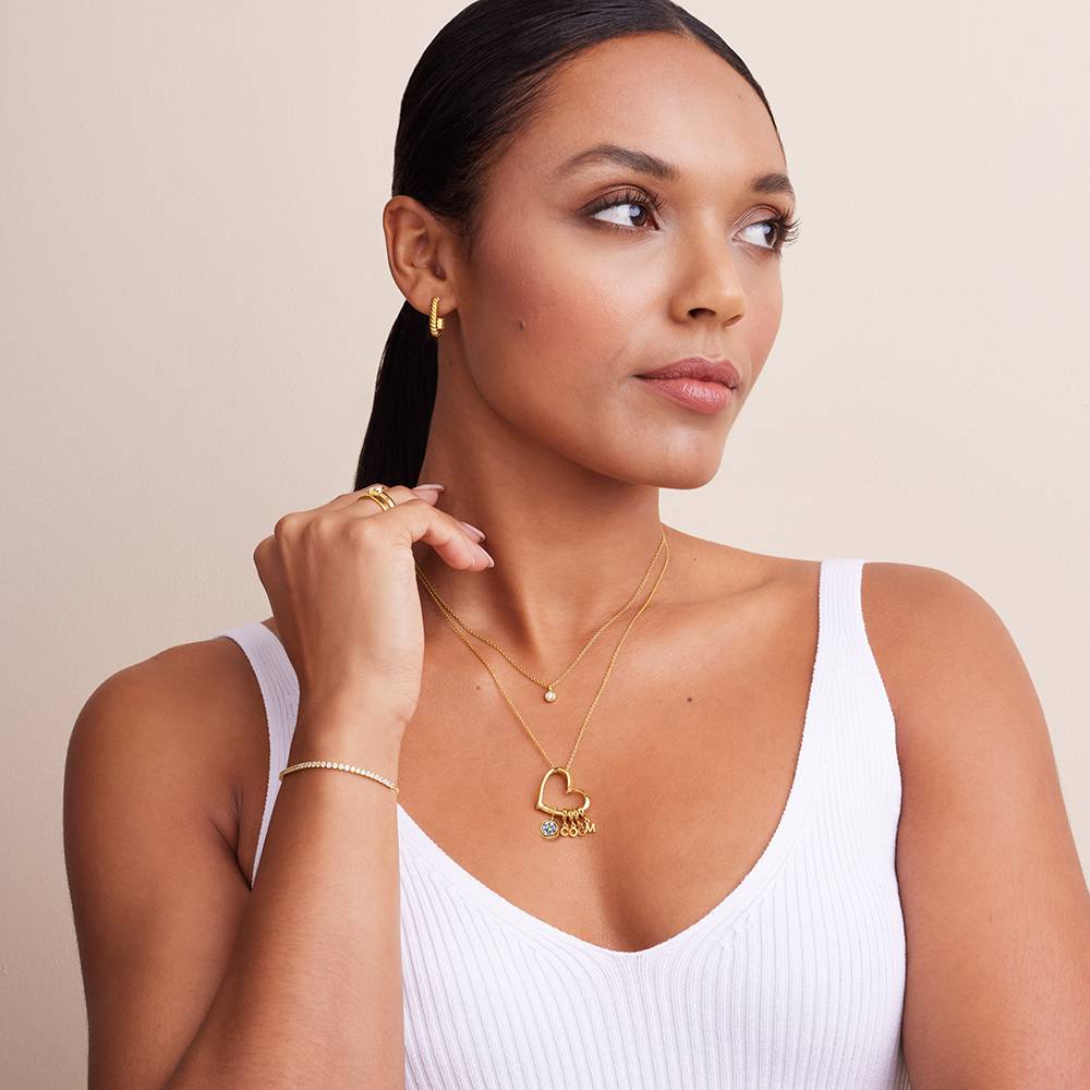 Delina Halskette mit Tropfen-Initialen und 1 ct Diamant - Gold - Vergoldet-2 Delina Halskette mit Tropfen-Initialen und 1 ct Diamant - Gold - Vergoldet-2 Produktfoto