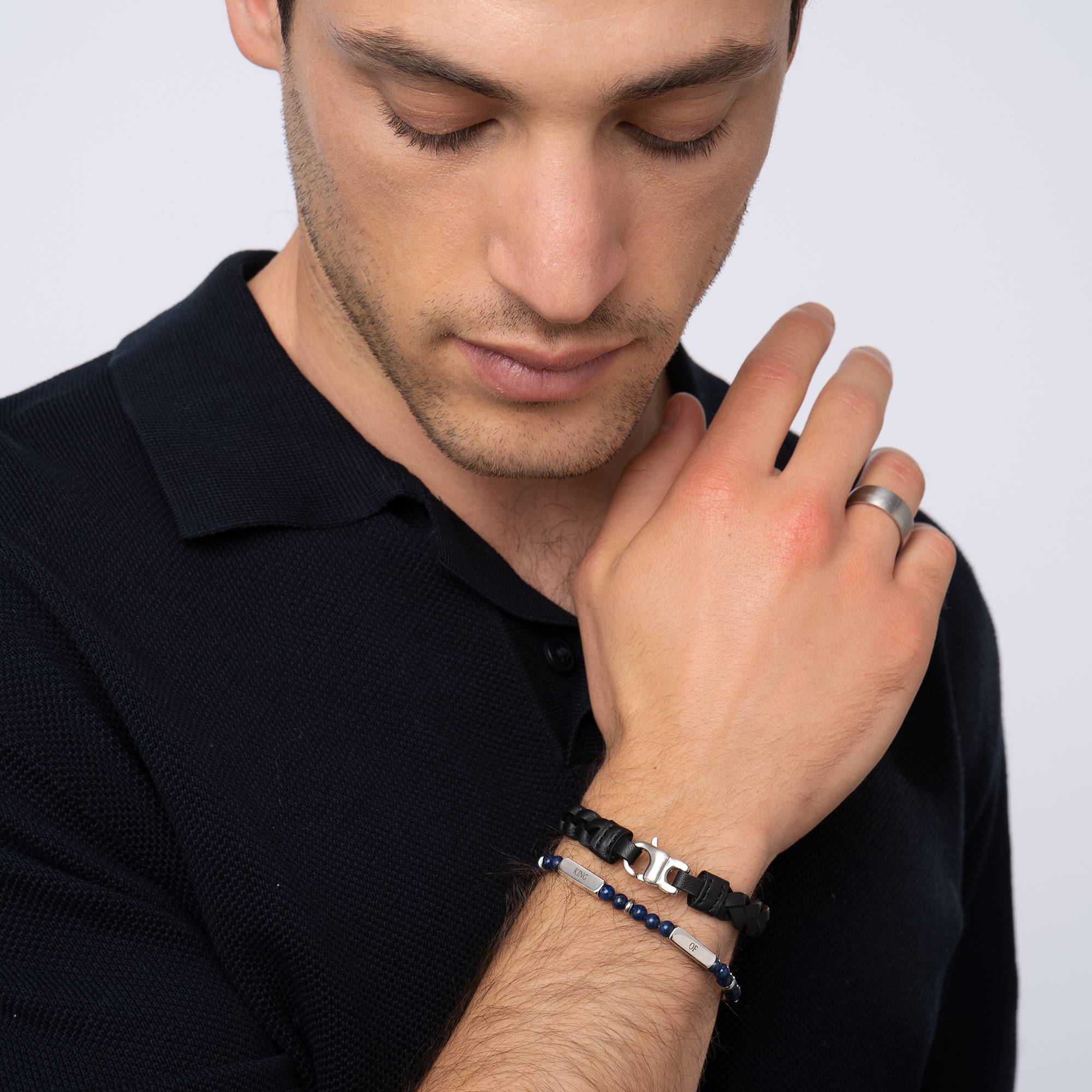 East Coast personalisierbares Lapis Perlenarmband für Männer-4 Produktfoto