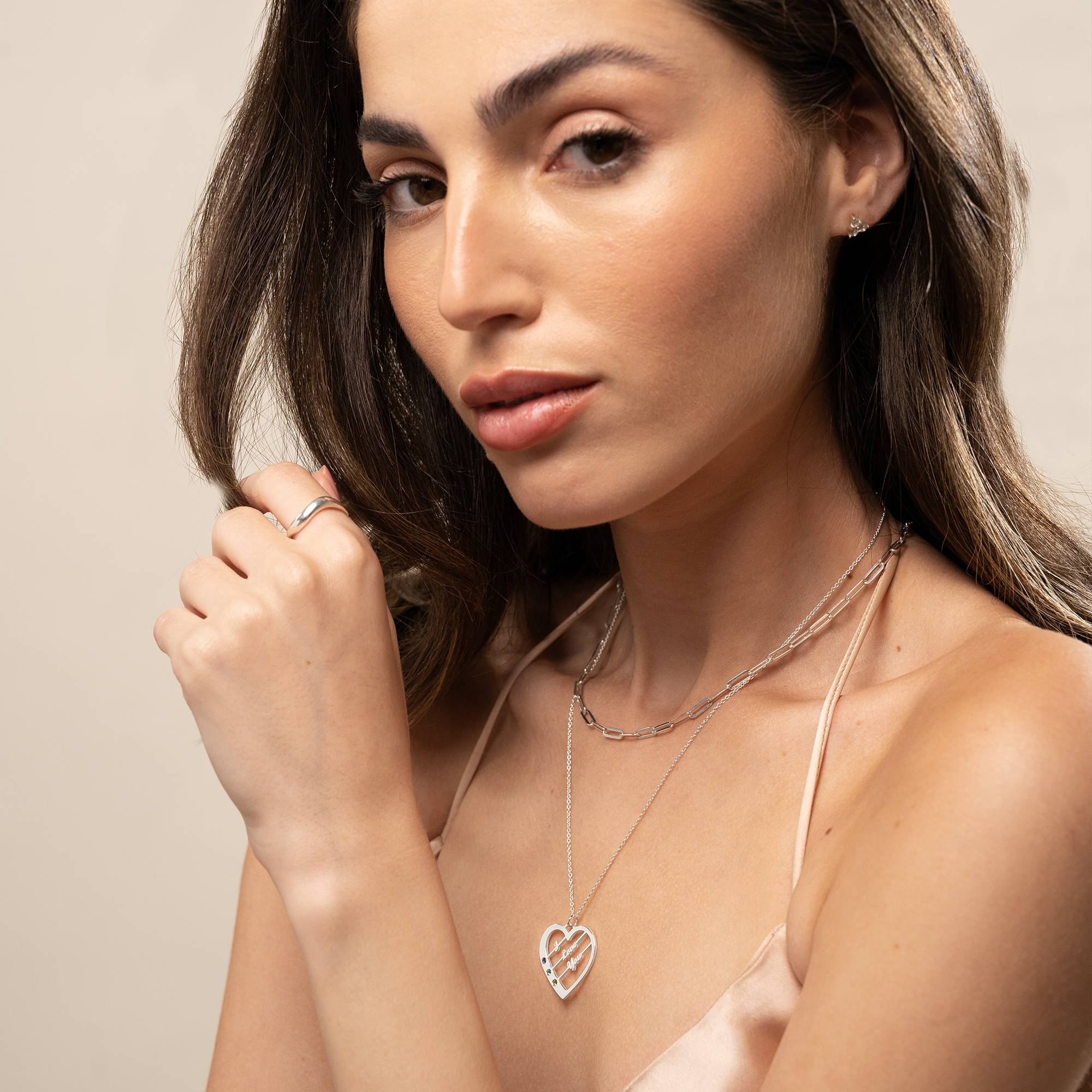 Ella Herzkette mit Namen und Geburtssteinen - Silber-3 Ella Herzkette mit Namen und Geburtssteinen - Silber-3 Produktfoto