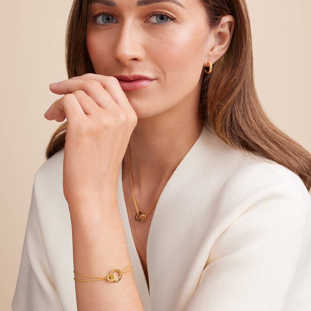 Grace Armband mit verflochtenen Ringen und Diamant - Vergoldet-5 Grace Armband mit verflochtenen Ringen und Diamant - Vergoldet-5 Produktfoto
