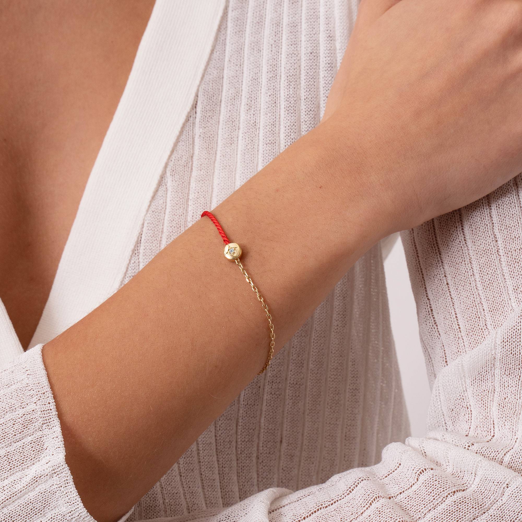 Halb und Halb rotes Initialarmband mit Diamant - vergoldetes Sterlingsilber-7 Produktfoto