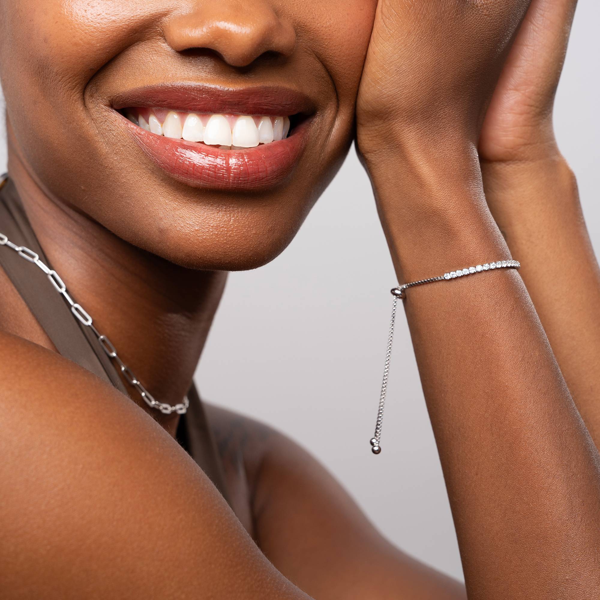 Holly verstellbares Tennisarmband mit Zirkonia - Silber-5 Produktfoto