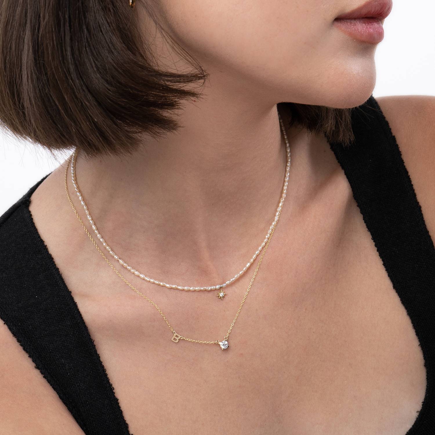 Mia Halskette mit Initialen und 0,3 ct Diamanten - 417er Gelbgold-2 Mia Halskette mit Initialen und 0,3 ct Diamanten - 417er Gelbgold-2 Produktfoto