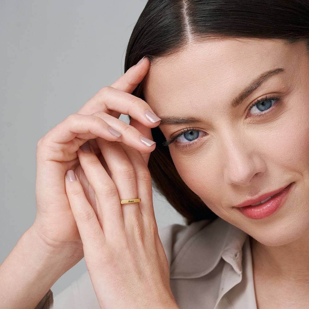 Iris quadratischer Ring mit Namen - vergoldetes Sterlingsilber-1 Produktfoto