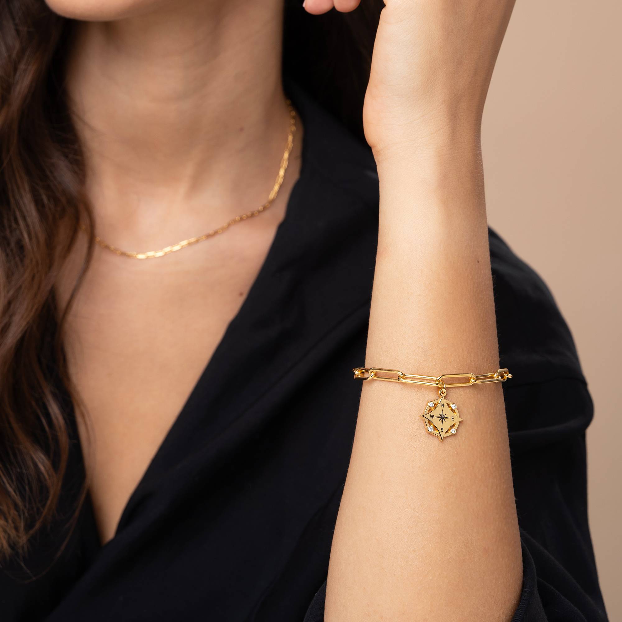 Kaia Initial Kompass-Armband mit Diamanten - Gold-Vermeil-3 Kaia Initial Kompass-Armband mit Diamanten - Gold-Vermeil-3 Produktfoto