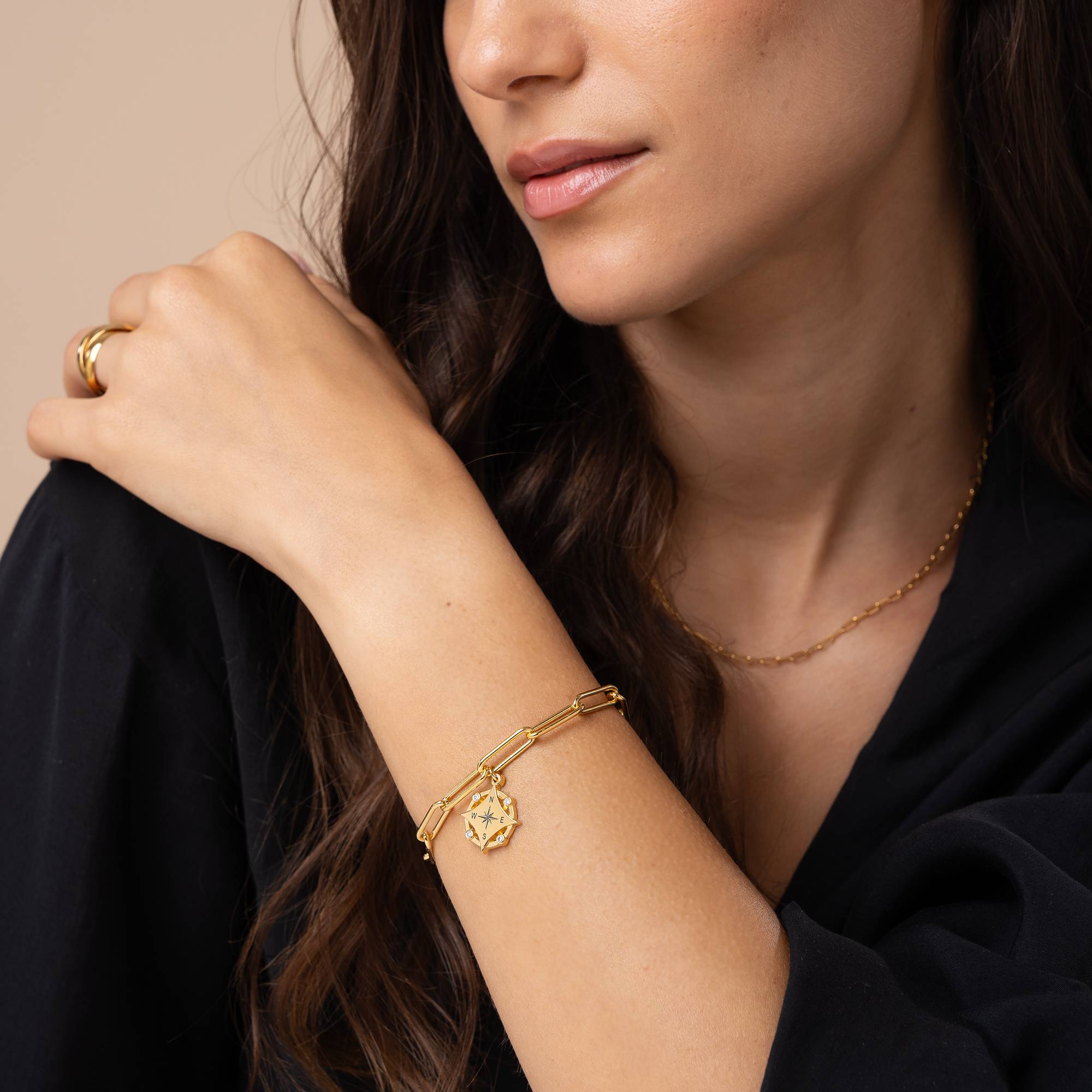 Kaia Initial Kompass-Armband mit Diamanten - Gold-Vermeil-1 Kaia Initial Kompass-Armband mit Diamanten - Gold-Vermeil-1 Produktfoto