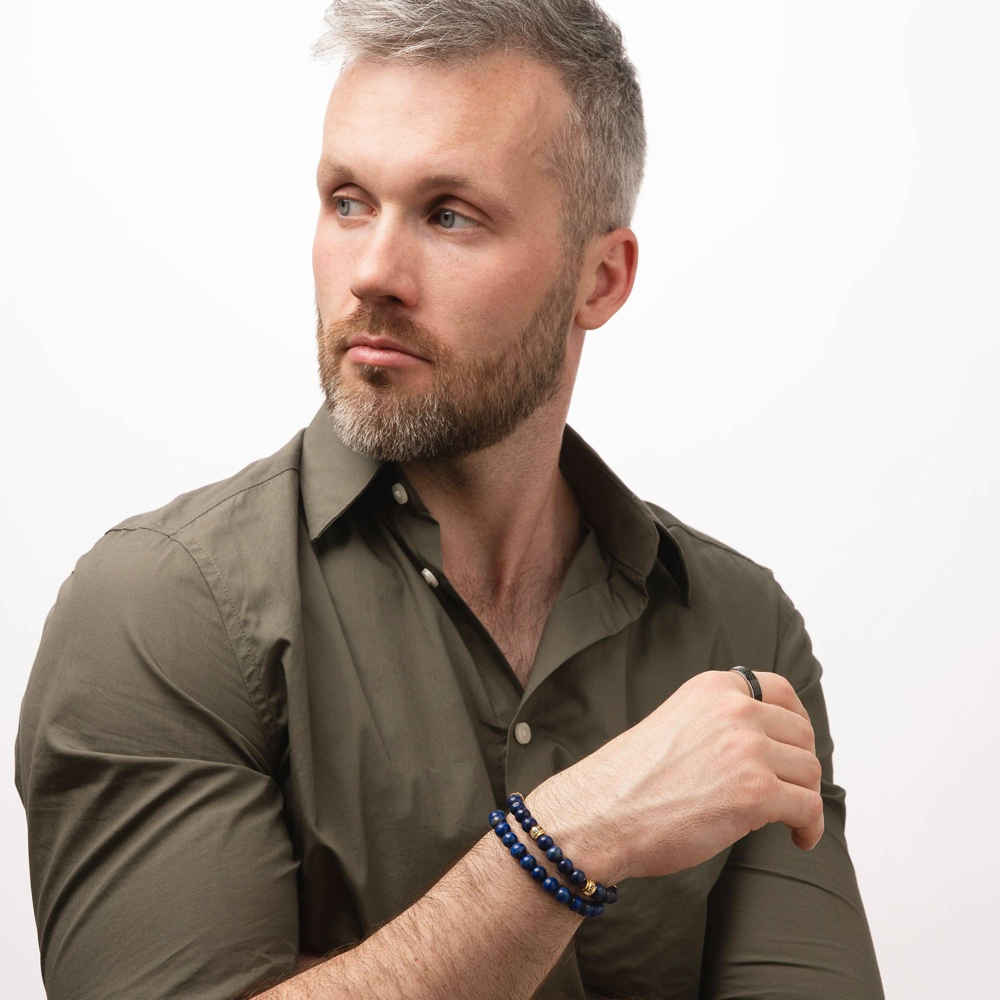 Leo Lapis Herrenarmband mit vergoldeten gravierten Beads-4 Produktfoto
