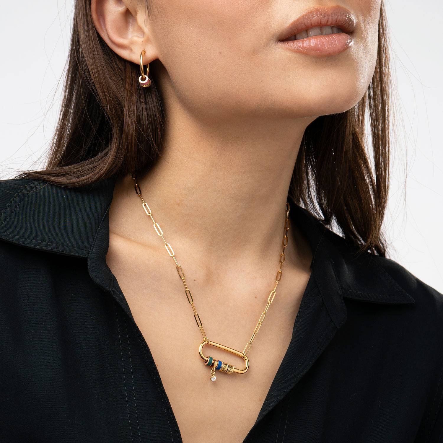Linda Karabiner-Halskette mit gravierten Beads und Diamant - vergoldetes Sterlingsilber-5 Linda Karabiner-Halskette mit gravierten Beads und Diamant - vergoldetes Sterlingsilber-5 Produktfoto