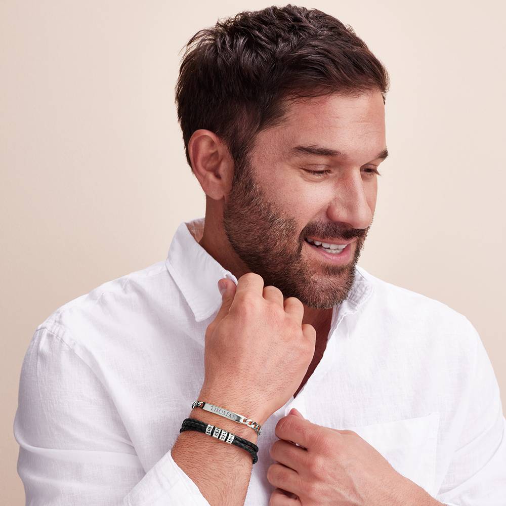 Navigator braunes geflochtenes Lederarmband mit gravierten 585er weißgoldenen Beads-2 Navigator braunes geflochtenes Lederarmband mit gravierten 585er weißgoldenen Beads-2 Produktfoto