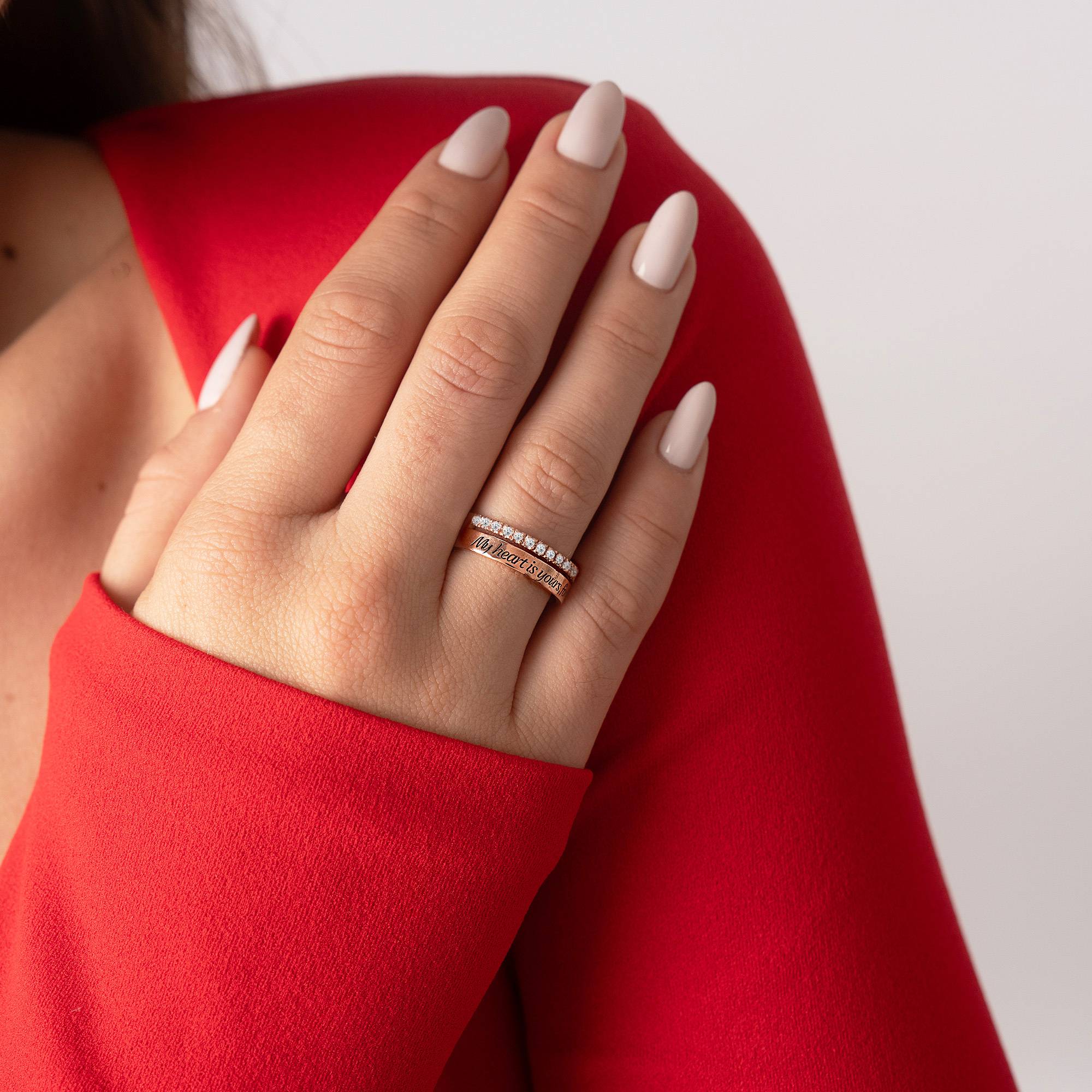 Sofia 2-Band-Ring mit 0,15 ct Diamanten - rosévergoldetes Sterlingsilber-4 Produktfoto