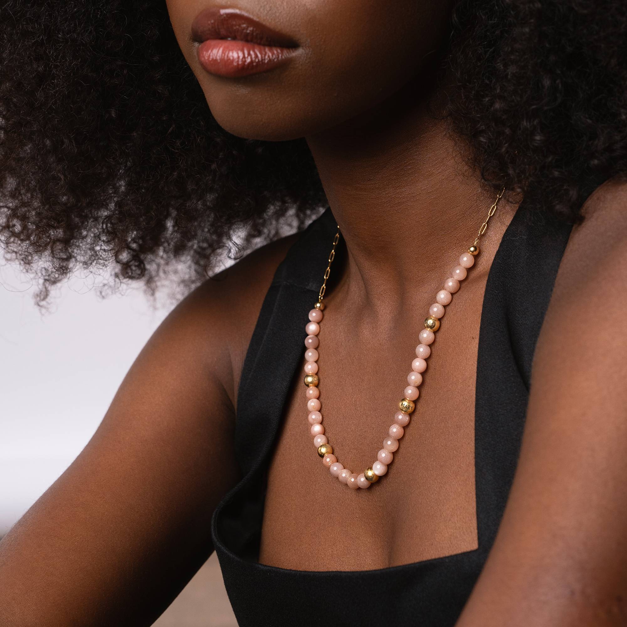 Sonnenstein Balance Perlenkette mit gravierten Vermeil-Beads-3 Produktfoto