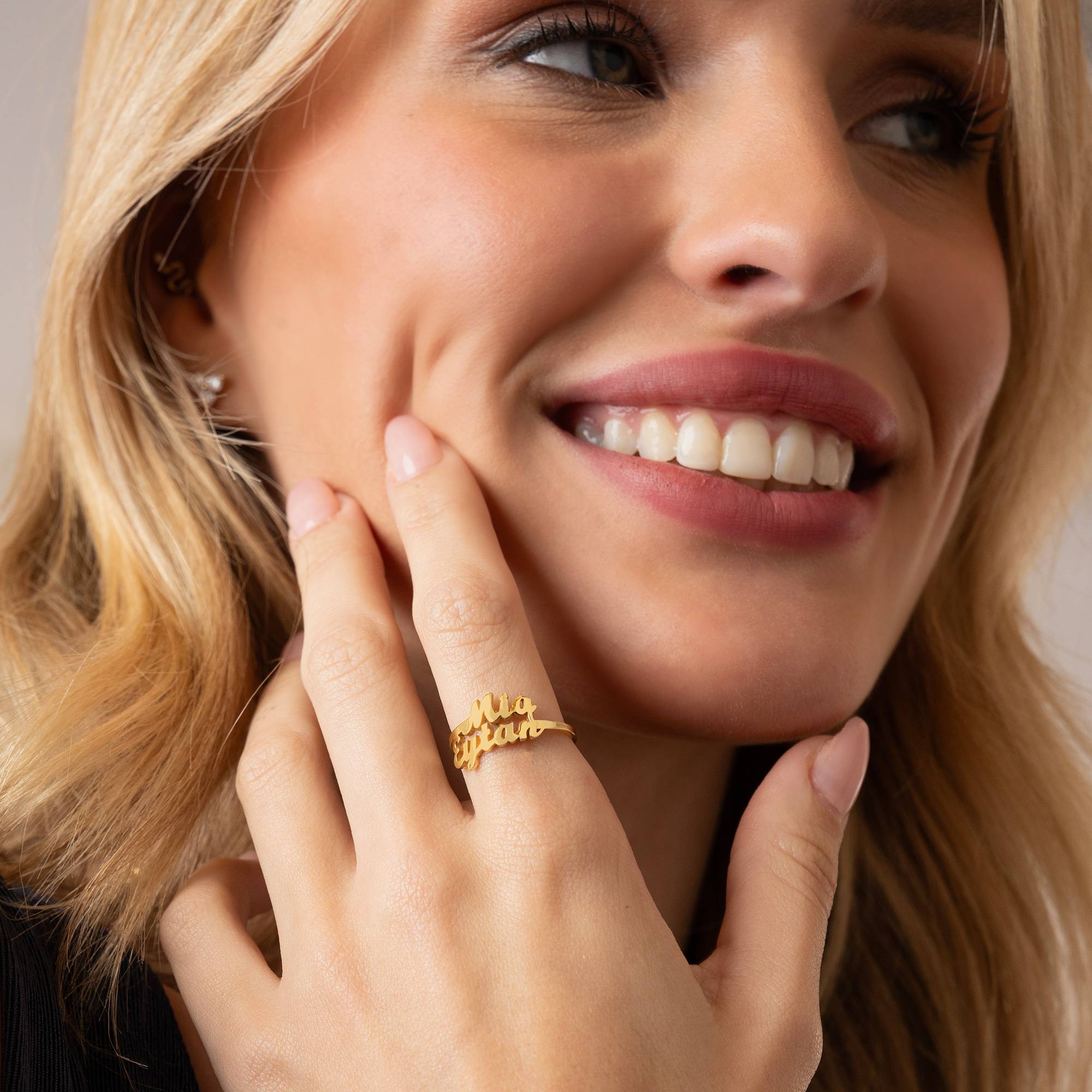 Script Ring mit zwei Namen - vergoldetes Sterlingsilber-1 Produktfoto