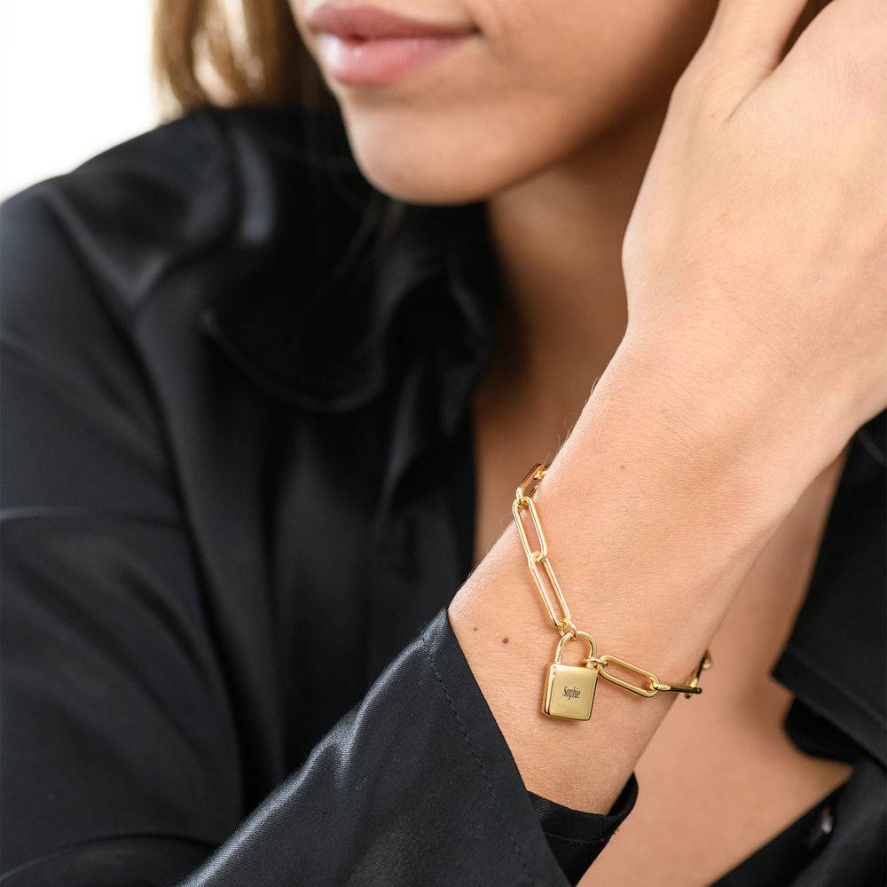 Allie Vorhängeschloss Gliederarmband - vergoldetes Sterlingsilber-4 Allie Vorhängeschloss Gliederarmband - vergoldetes Sterlingsilber-4 Produktfoto