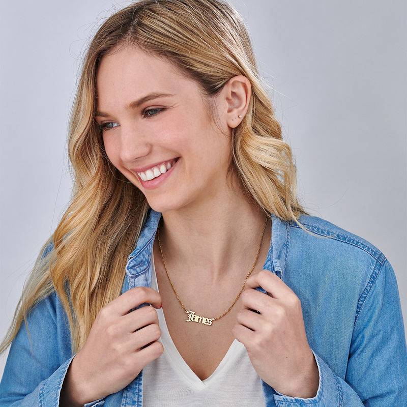 Gotische Unisex Namenskette - vergoldetes Sterlingsilber-4 Produktfoto