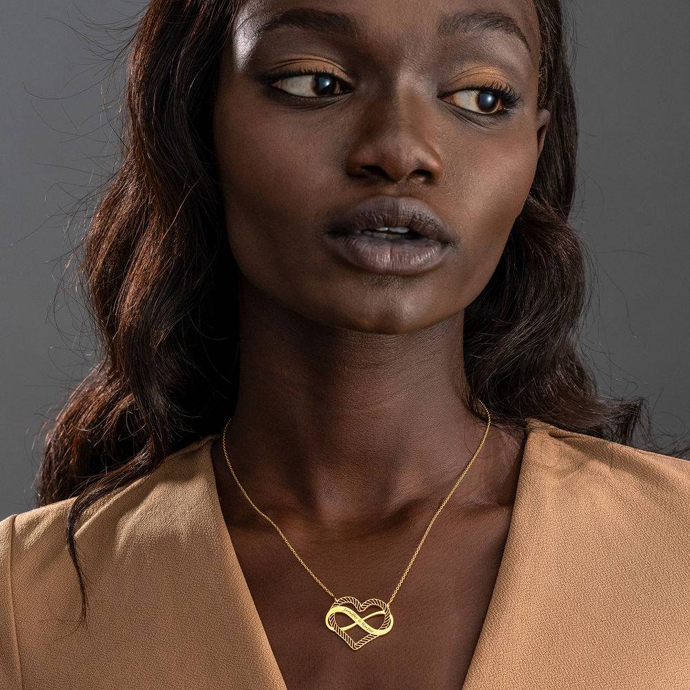 Gravierbare Kette mit Infinity-Herz-Anhänger - Vergoldet-2 Produktfoto