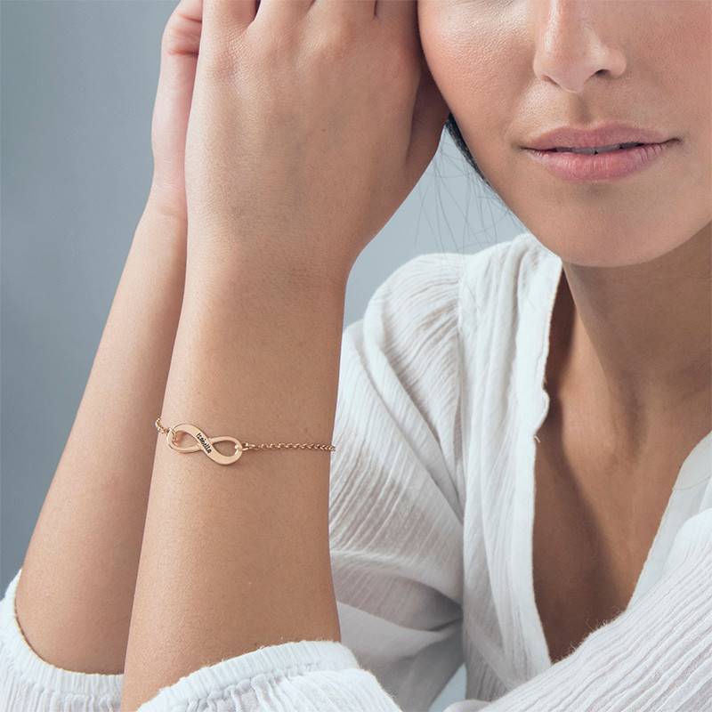 Gravierbares Unendlichkeitsarmband - rosévergoldetes Sterlingsilber-1 Produktfoto