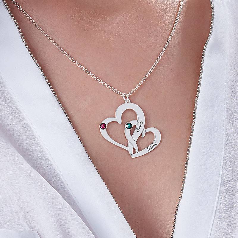 Gravierte zwei Herzen-Kette mit Geburtssteinen - Silber-2 Gravierte zwei Herzen-Kette mit Geburtssteinen - Silber-2 Produktfoto