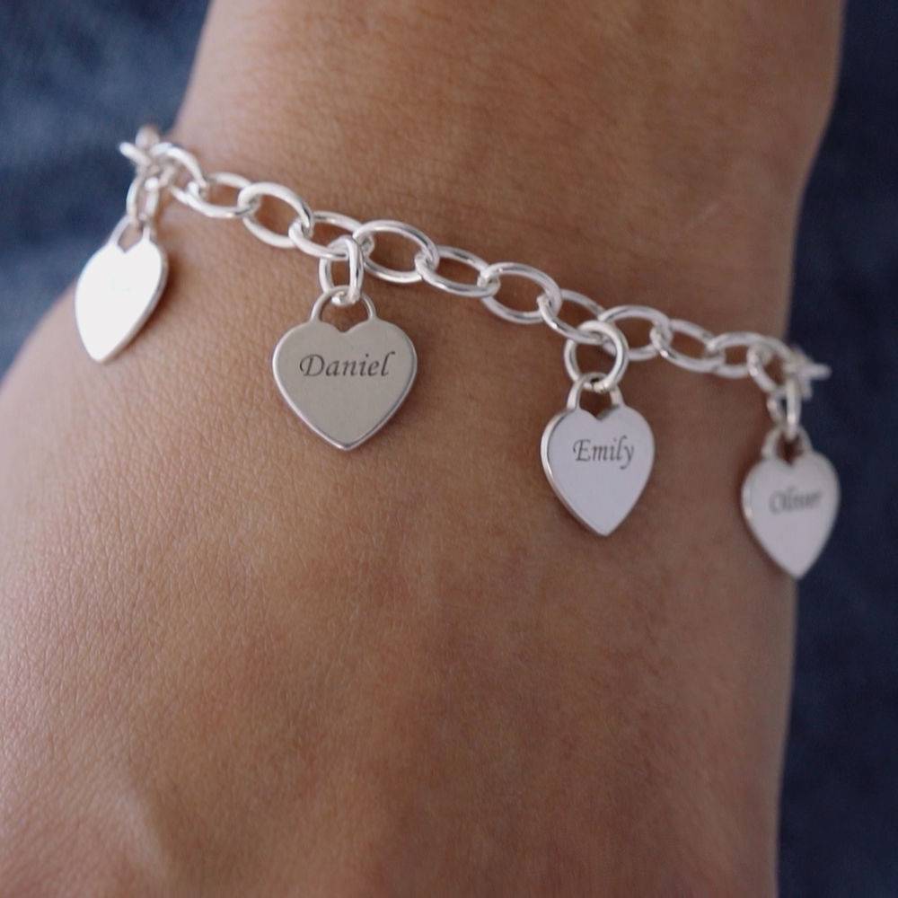 Gravierbares Armband mit Herz-Charms - 925er Sterlingsilber-4 Gravierbares Armband mit Herz-Charms - 925er Sterlingsilber-4 Produktfoto