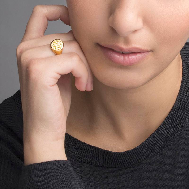 Gravierter Siegelring mit Monogramm - Vergoldet-3 Gravierter Siegelring mit Monogramm - Vergoldet-3 Produktfoto