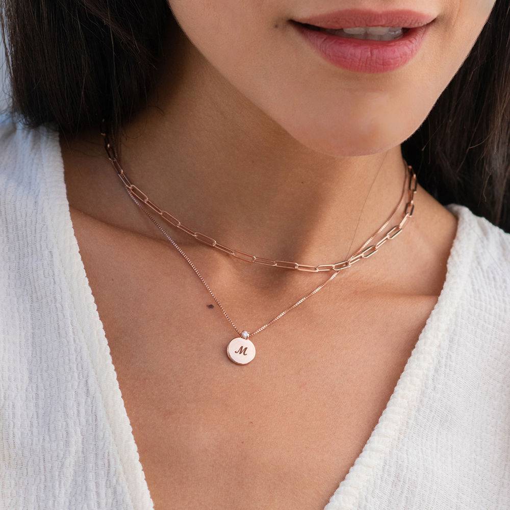 Kreisanhänger-Kette mit Initial und Diamant - rosévergoldetes Sterlingsilber-2 Kreisanhänger-Kette mit Initial und Diamant - rosévergoldetes Sterlingsilber-2 Produktfoto