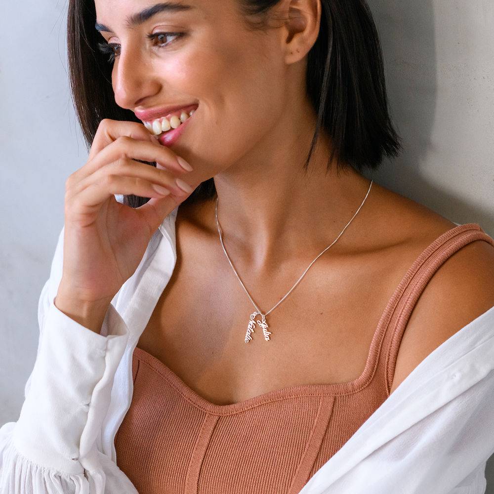 Kette mit vertikalen Namensanhängern - Silber-6 Kette mit vertikalen Namensanhängern - Silber-6 Produktfoto