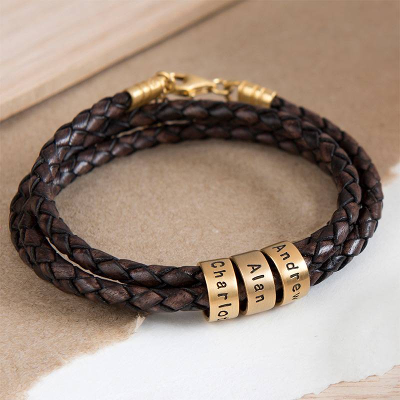 Braunes geflochtenes Lederarmband mit gravierten vergoldeten Beads für Frauen-5 Braunes geflochtenes Lederarmband mit gravierten vergoldeten Beads für Frauen-5 Produktfoto
