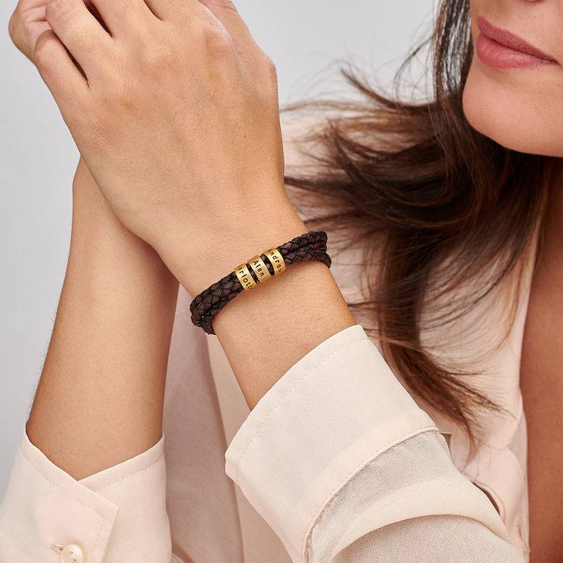 Braunes geflochtenes Lederarmband mit gravierten Vermeil-Beads für Frauen-3 Produktfoto
